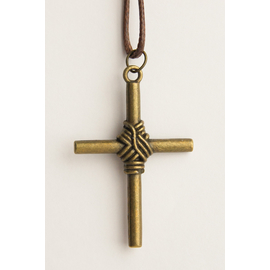 Кулон металлический под бронзу на х/б шнурке Крест с обвязкой (КМБШк2-3)