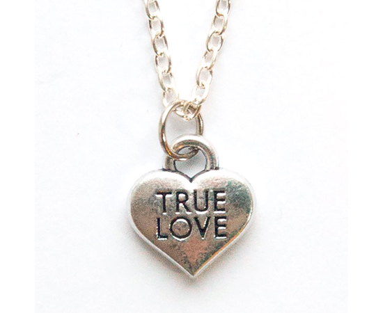 Кулон на цепочке - Сердце True Love (под серебро)