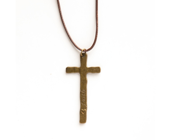 Кулон на шнурке  - Крест длинный - надпись Faith, Belive с сердечком (под бронзу)